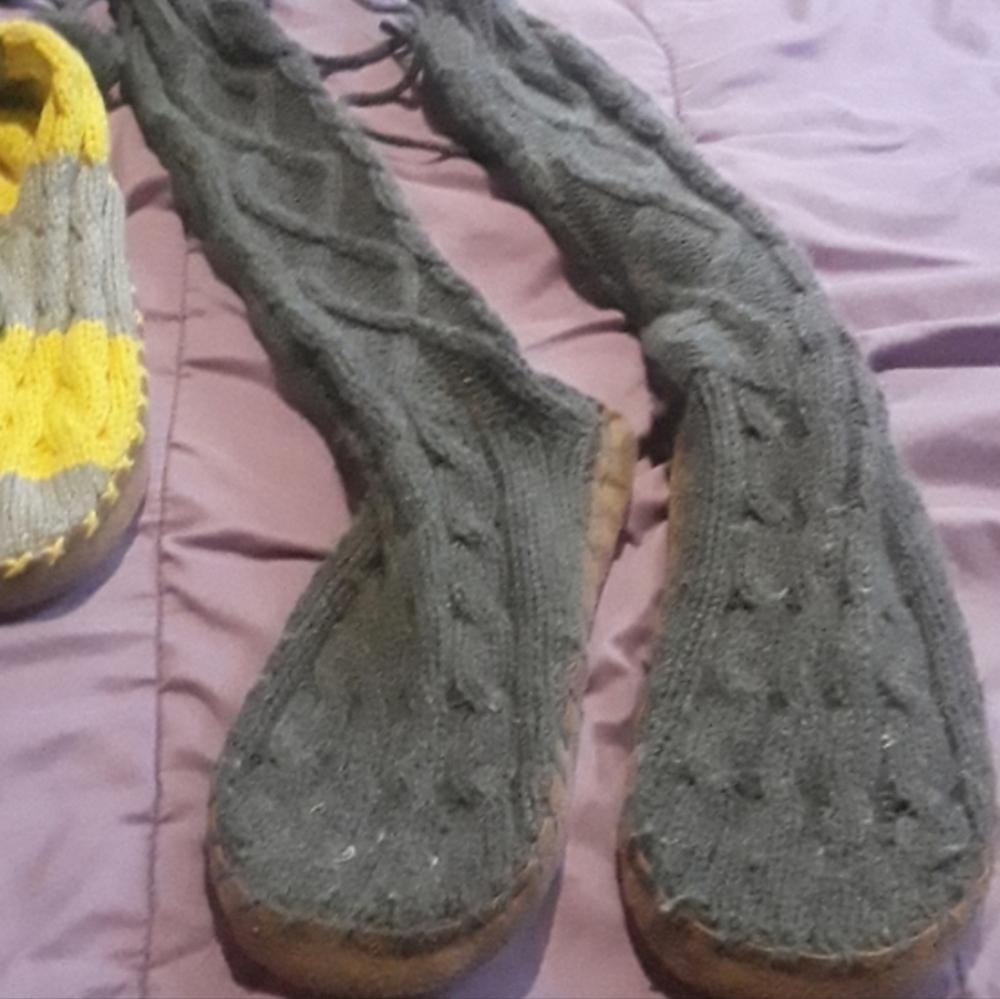 2 pairs of VS Mukluks pink and all gray only